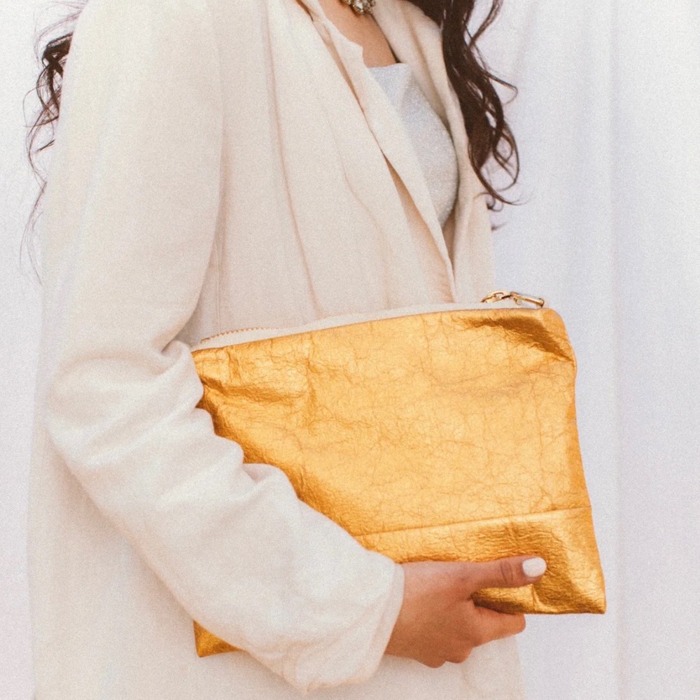 Piñatex x Rais Case Vida Bag inspired‎ by Dole